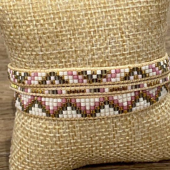 Hand beaded Bracelets - Picture 2 of 2